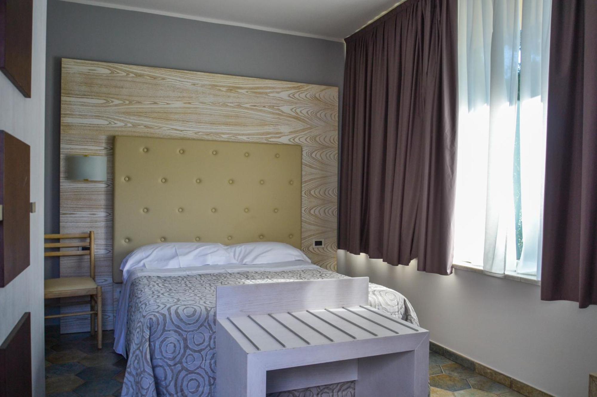 Hotel Villa Elsa Marina di Massa Habitación foto